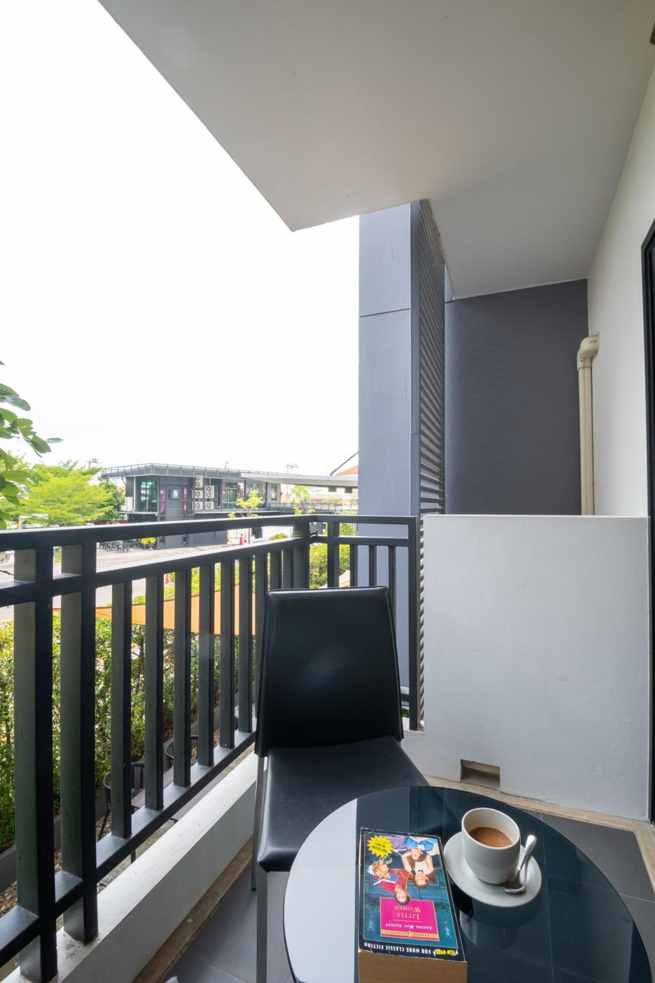 We Grand Ever 9 Nakhonratchasima Exterior foto